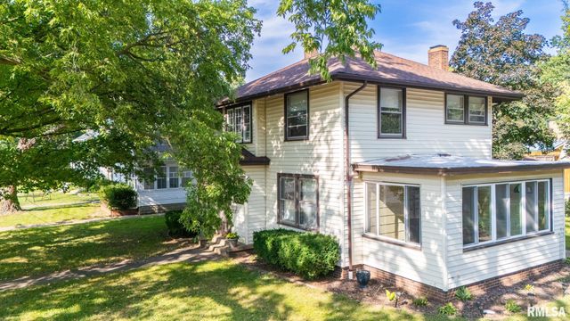 706 BACON Street, Pekin, IL 61554