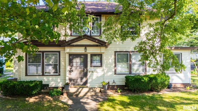 706 BACON Street, Pekin, IL 61554