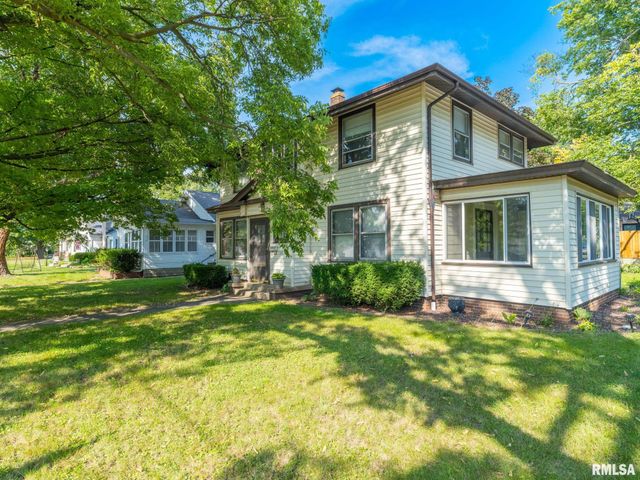 706 BACON Street, Pekin, IL 61554