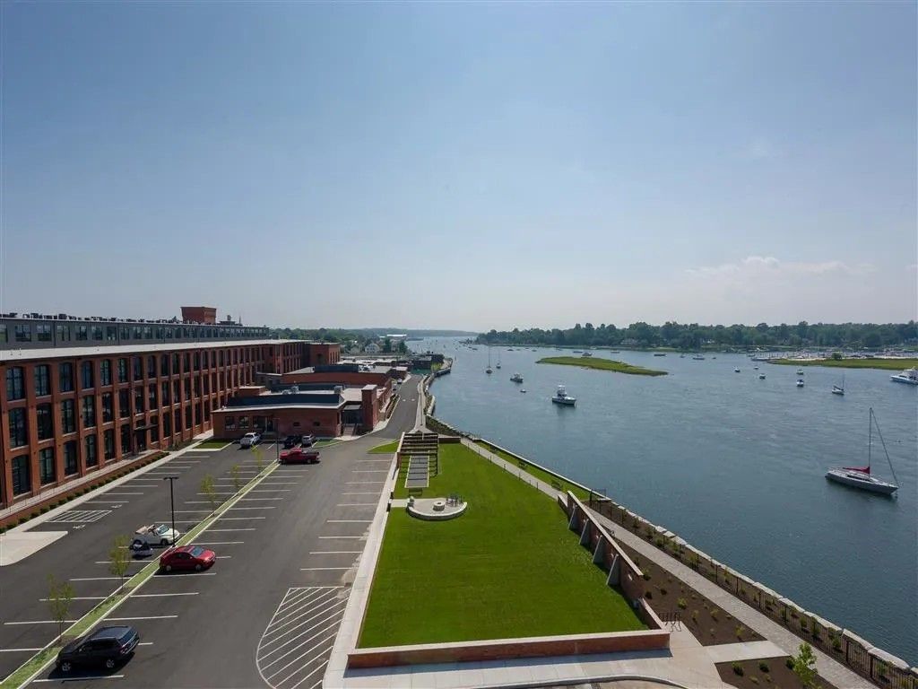 91 Main Street 29, Warren, RI 02885