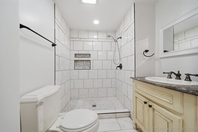 4620 E King Street North, Tulsa, OK 74115