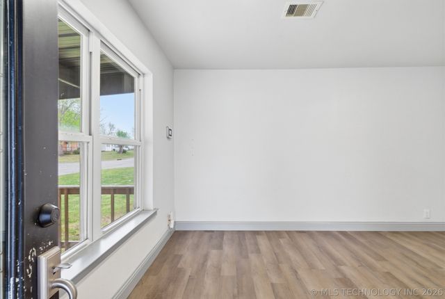 4620 E King Street North, Tulsa, OK 74115