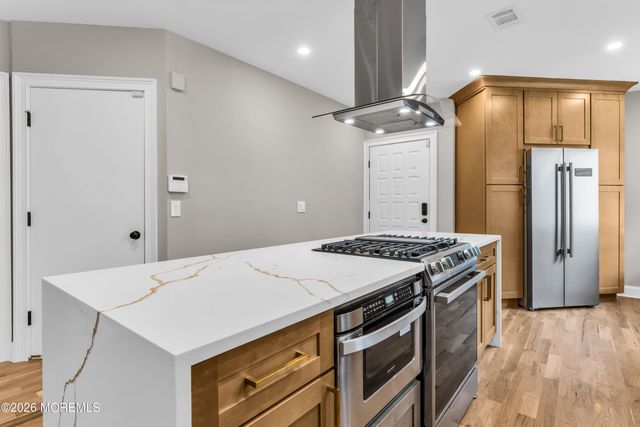 766 Burntwood Trail 734, Toms River, NJ 08753