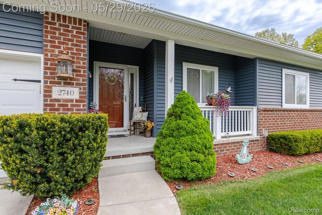 2740 Diane Marie Court, Waterford Charter Township, MI 48329