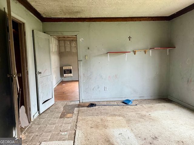 108 Scoggins Street, Summerville, GA 30747