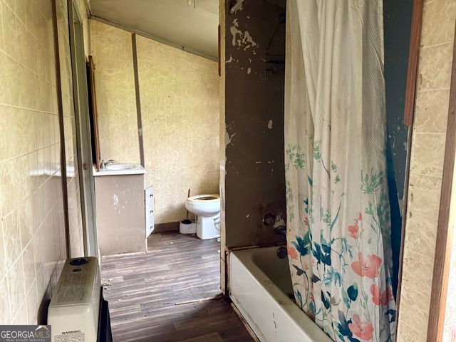 108 Scoggins Street, Summerville, GA 30747