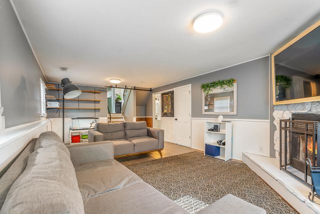 1850 W 99th Avenue, Crown Point, IN 46307