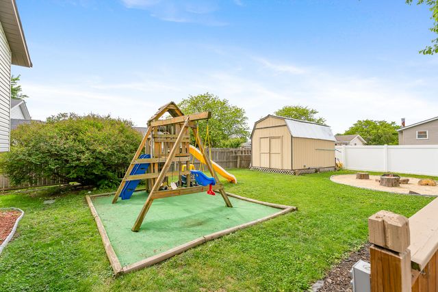1850 W 99th Avenue, Crown Point, IN 46307
