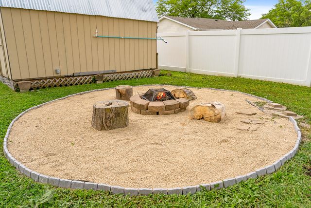 1850 W 99th Avenue, Crown Point, IN 46307