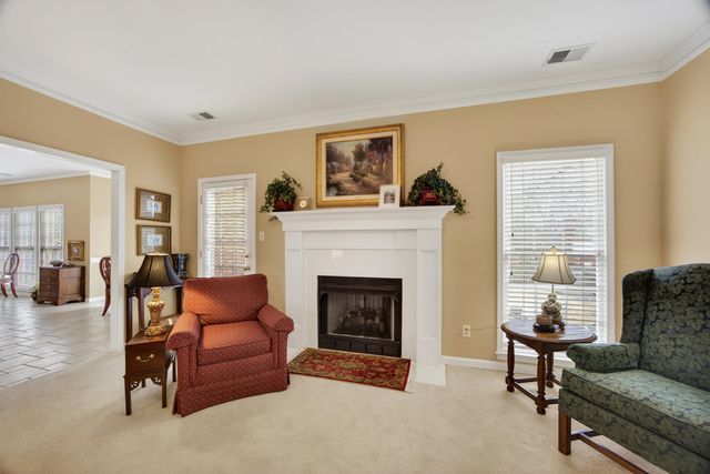 595 SAGEWOOD DR, Collierville, TN 38017