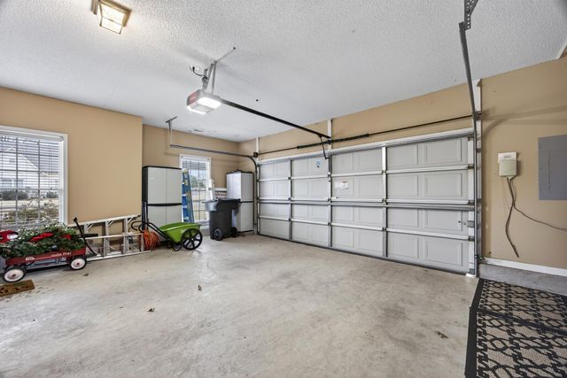 595 SAGEWOOD DR, Collierville, TN 38017