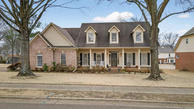 595 SAGEWOOD DR, Collierville, TN 38017