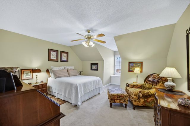 595 SAGEWOOD DR, Collierville, TN 38017