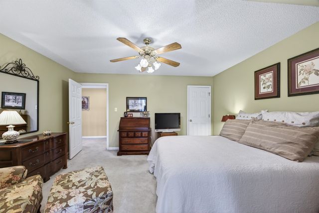 595 SAGEWOOD DR, Collierville, TN 38017