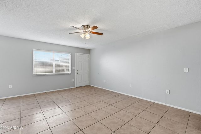 860 E BROWN Road 29, Mesa, AZ 85203