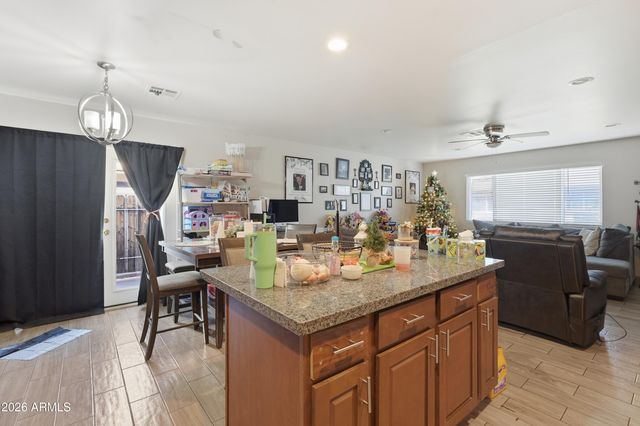 860 E BROWN Road 29, Mesa, AZ 85203