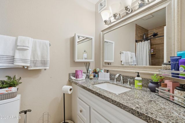 860 E BROWN Road 29, Mesa, AZ 85203