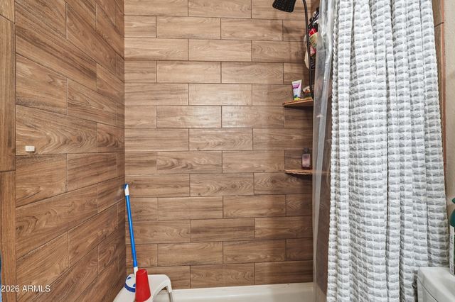 860 E BROWN Road 29, Mesa, AZ 85203