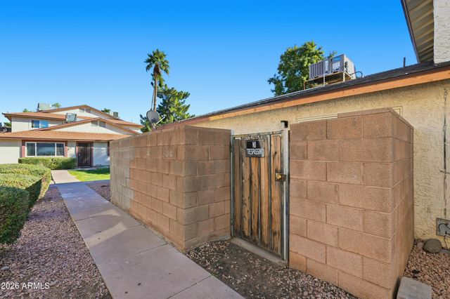 860 E BROWN Road 29, Mesa, AZ 85203