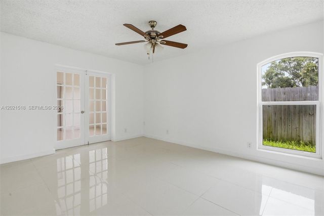 7434 Thatcher Ave 7434, Lake Worth, FL 33462