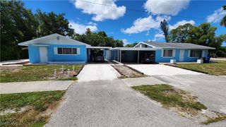 2252 / 2254 Maple AVE, Fort Myers, FL 33901
