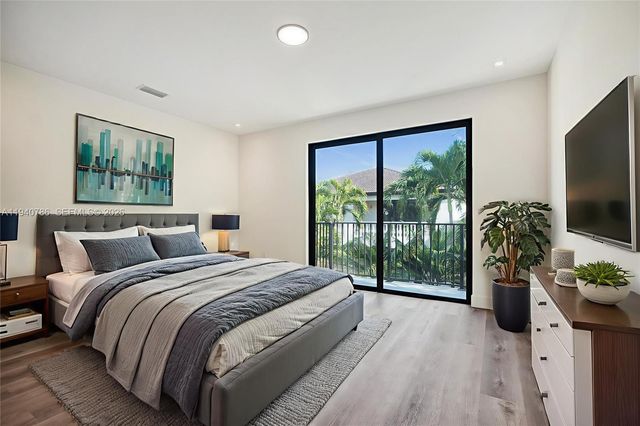 3073 Hibiscus St., Miami, FL 33133