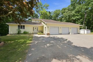 11490 Ely Road, Springfield Twp, MI 48350