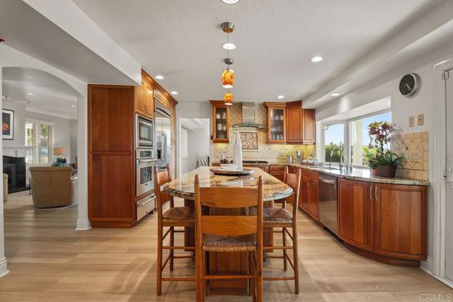 401 Santa Dominga, Solana Beach, CA 92075