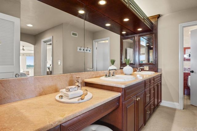 401 Santa Dominga, Solana Beach, CA 92075