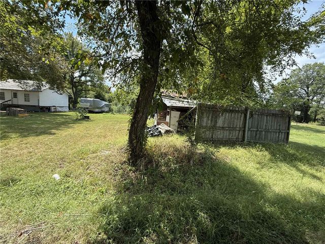 107 South Street, Plainview, AR 72857