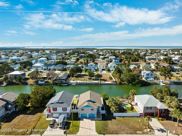 3215 Rose Arbor Drive, Hernando Beach, FL 34607