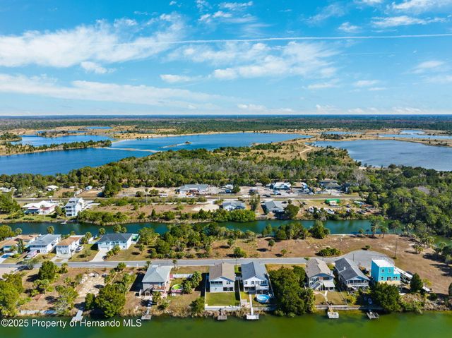 3215 Rose Arbor Drive, Hernando Beach, FL 34607