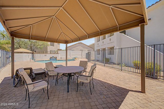 2950 W LOUISE Drive 108, Phoenix, AZ 85027