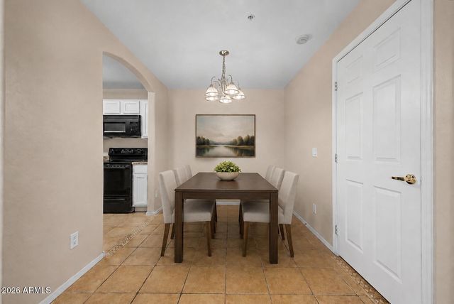 2950 W LOUISE Drive 108, Phoenix, AZ 85027