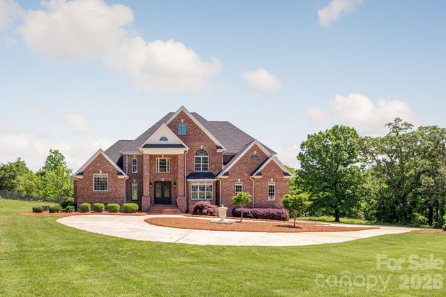 534 N Ingleside Farm Road, Iron Station, NC 28080