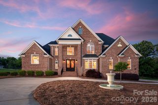 534 N Ingleside Farm Road, Iron Station, NC 28080