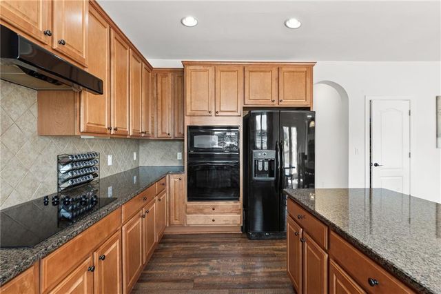 3967 Nemours Trail NW, Kennesaw, GA 30152