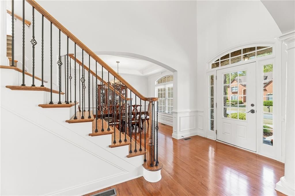 Image 3 of property listing at 3967 Nemours Trail NW, Kennesaw, GA 30152