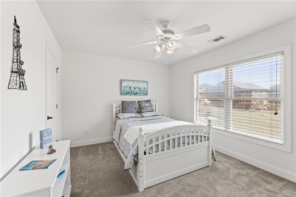 Image 33 of property listing at 3967 Nemours Trail NW, Kennesaw, GA 30152