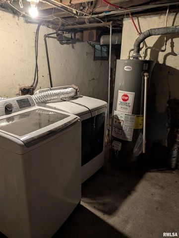 805 E BEHRENDS Avenue, Peoria, IL 61603