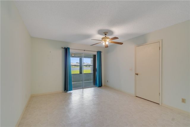 356 Grove Isle Circle 356, Vero Beach, FL 32962