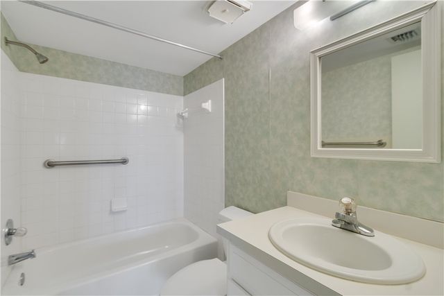 356 Grove Isle Circle 356, Vero Beach, FL 32962