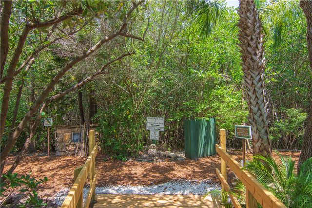 356 Grove Isle Circle 356, Vero Beach, FL 32962