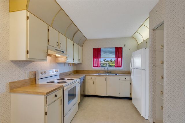 356 Grove Isle Circle 356, Vero Beach, FL 32962