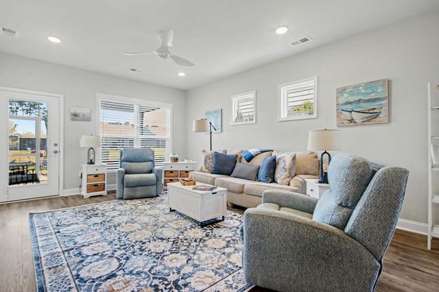 5956 Cremona Dr., Myrtle Beach, SC 29572