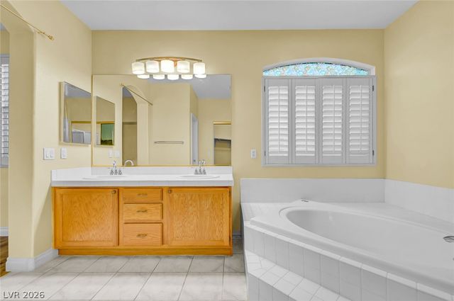 8738 Vista Cantera Court, Las Vegas, NV 89147