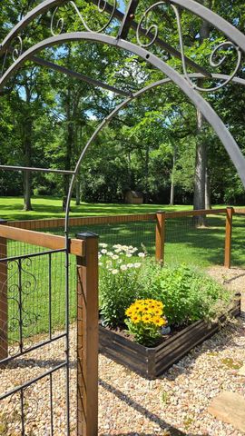 2635 Jackson Road, Hamilton, OH 45011