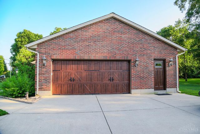 2635 Jackson Road, Hamilton, OH 45011