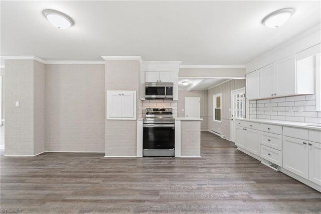 3721 Herchel Lane, Winston-salem, NC 27106