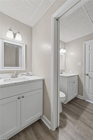 3721 Herchel Lane, Winston-salem, NC 27106
